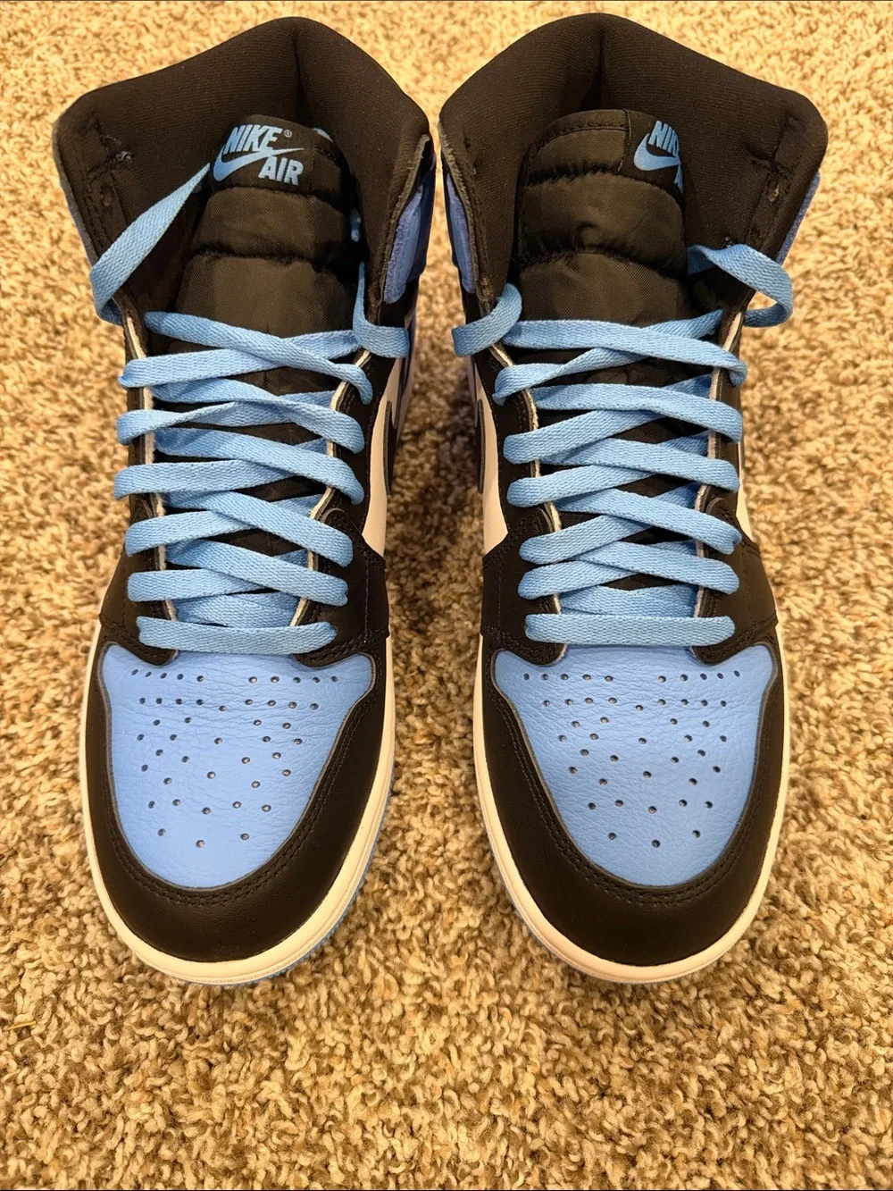 Jordan 1 UNC